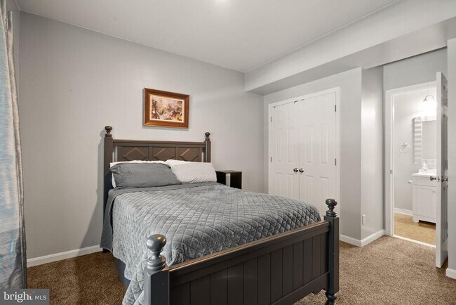 Building Photo - 6050 Smooth Stone Pl