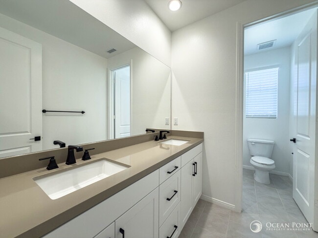 Building Photo - Newly Built 5 Bedroom Home for Rent in Fillmore!