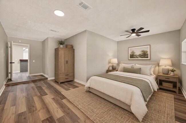 Building Photo - 3703 Tiffany Dr