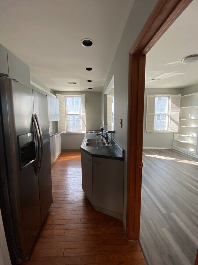 Building Photo - 97 Pius St