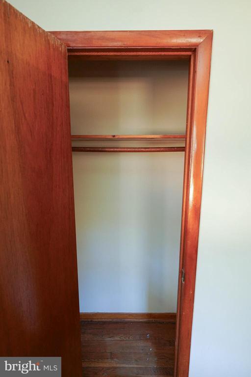 Building Photo - 5643 Rip Wil Dr