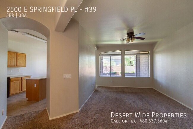 Building Photo - 2600 E Springfield Pl