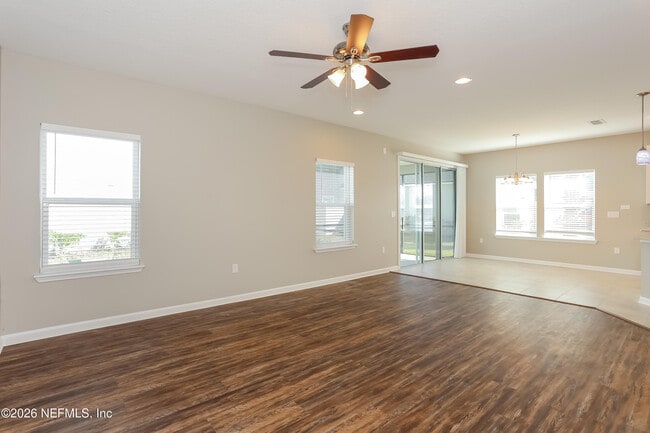 Building Photo - 15639 Spotted Saddle Cir