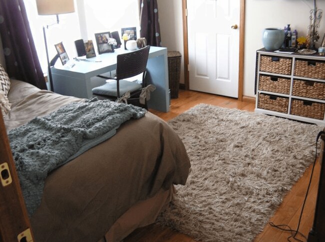 Building Photo - 128 Waller Ave