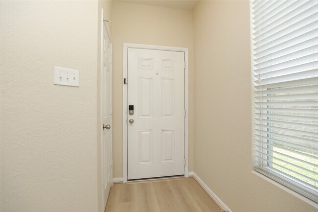 Building Photo - 15011 Calico Heights Ln