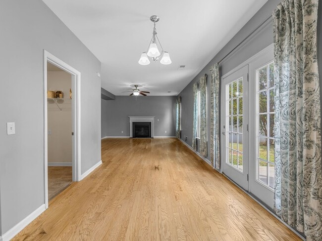 Building Photo - 4 Bedroom/2 Bath Duncan/Riverfalls