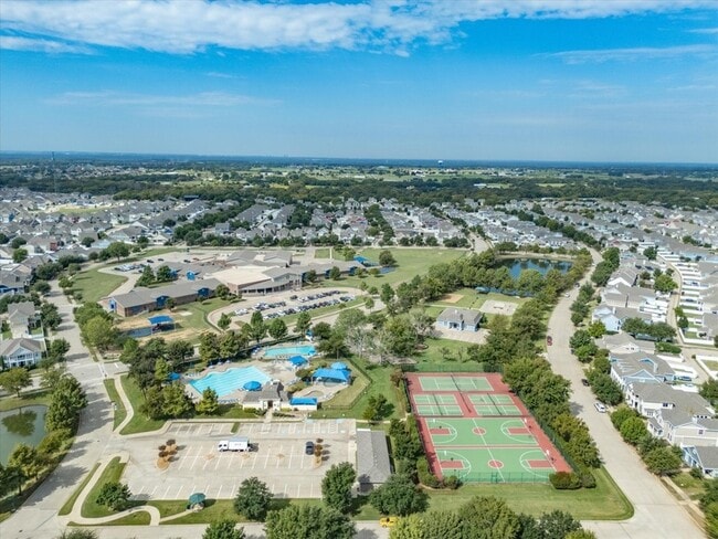 Building Photo - 5937 Revere Dr