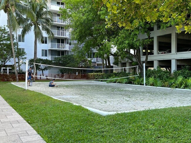 Building Photo - 850 N Miami Ave