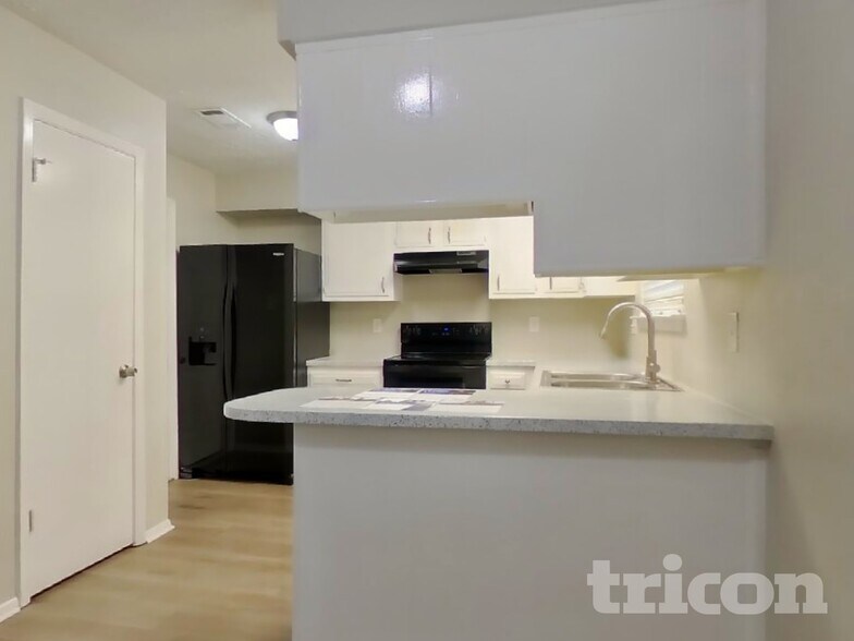 Building Photo - 4511 Burkegate Dr