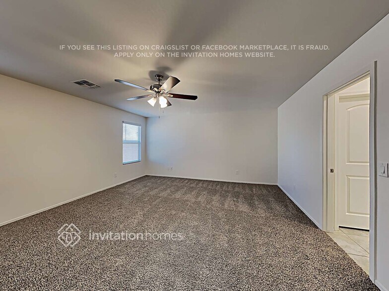 Building Photo - 17144 W Pinnacle Vista Dr