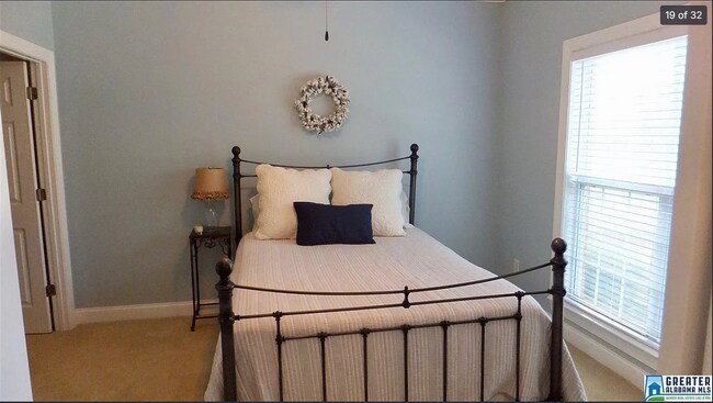 Building Photo - 5217 Overlook Cir