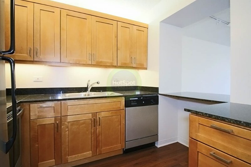 Building Photo - 263 E Wacker Dr