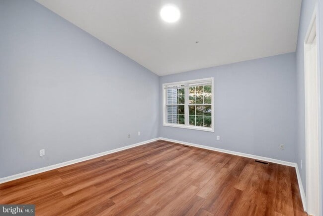 Building Photo - 7910 Beach Plum Ln