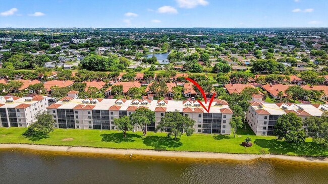 Building Photo - 6193 Pointe Regal Cir