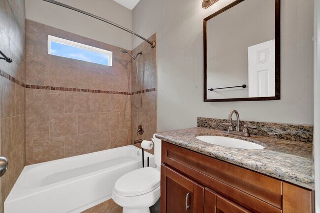 Building Photo - 5395 Kyla Cir