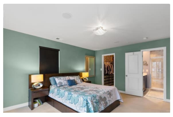 Building Photo - 5815 Lustine St