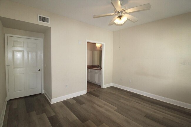 Building Photo - 5510 Rosehill Rd