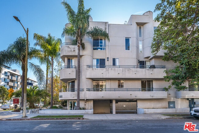 Building Photo - 3603 Dunn Dr