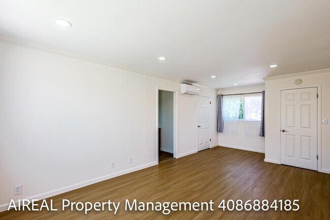 Building Photo - 10697 Morengo Dr