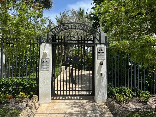 Building Photo - 3405 Dover Rd