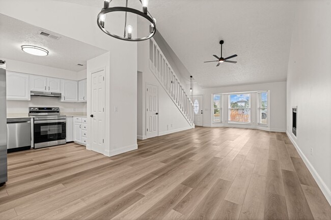 Building Photo - 505 Carrie Ln