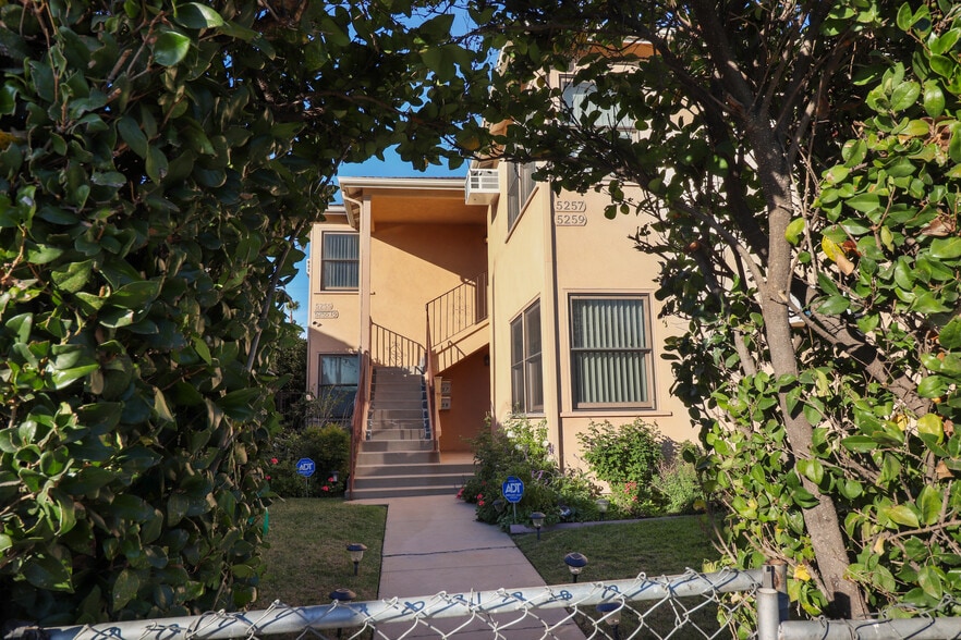 Building Photo - 5255 Via Campo St