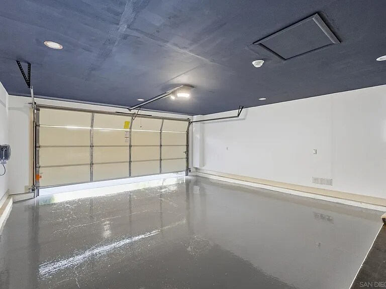 Building Photo - 53640 Avenida Rubio