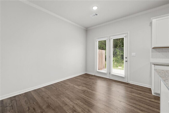 Building Photo - 3341 Greyton Dr