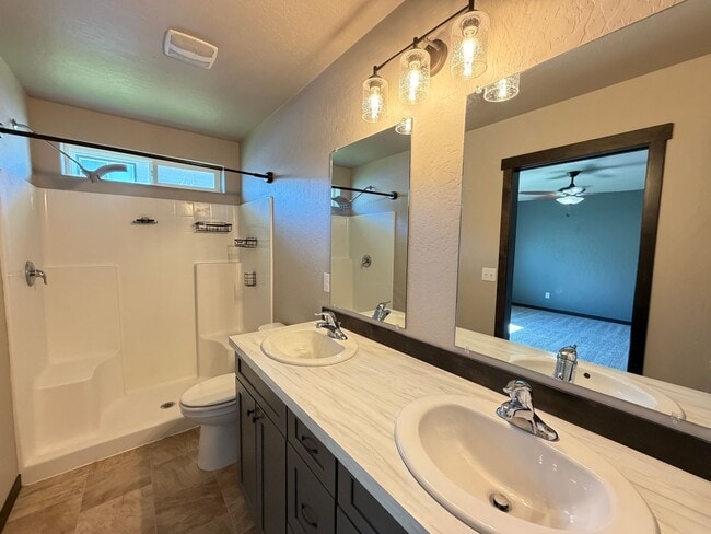 Building Photo - Rathdrum Rancher