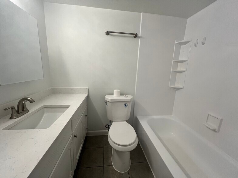 Building Photo - 5113 Crossfield Ct