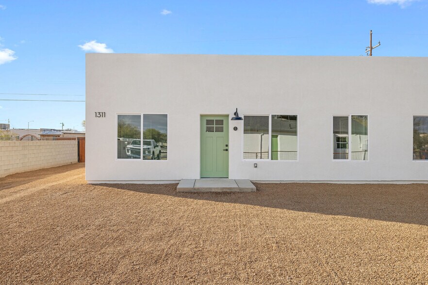 Building Photo - 1311 W Speedway Blvd