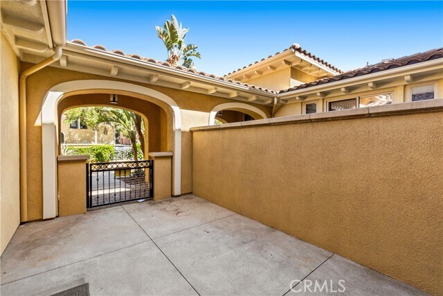 Building Photo - 116 Chantilly