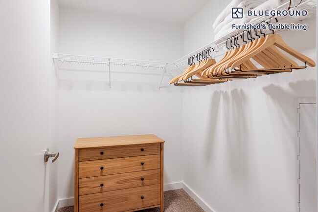 Building Photo - 1501 SW 37th Ave