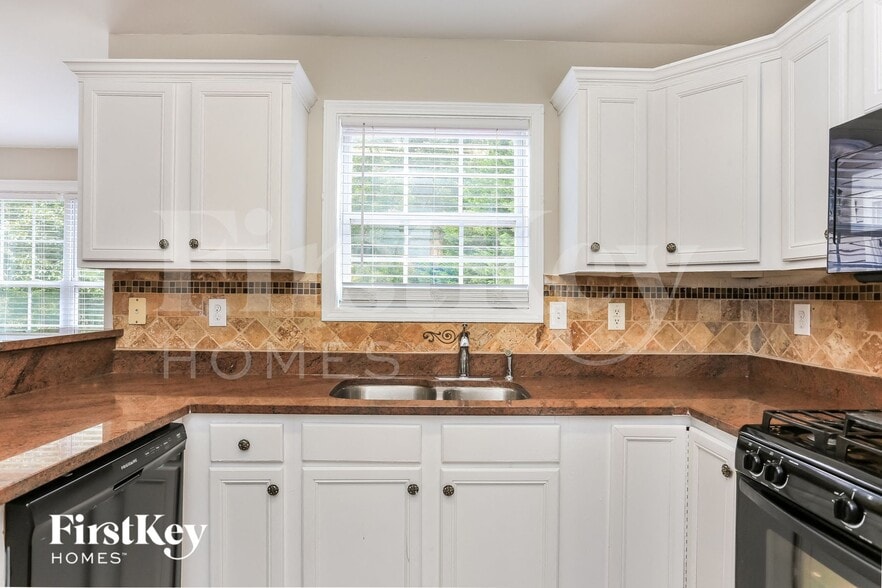 Building Photo - 3890 Brushy Wood Dr