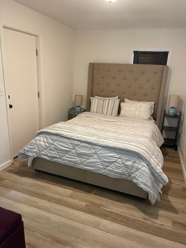 Building Photo - 3180 Calistoga Rd