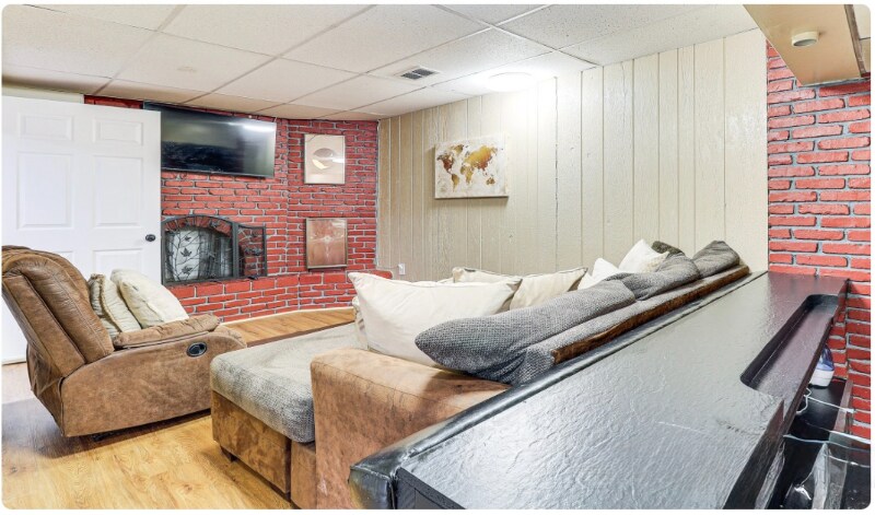 Primary Photo - 312 Millet Ln