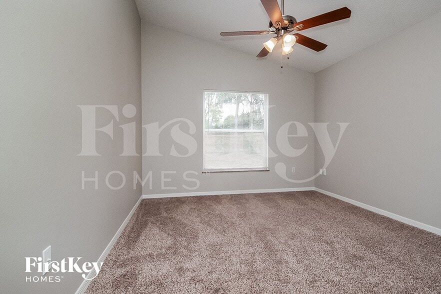 Building Photo - 126 Timberpark Dr