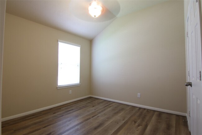 Building Photo - 3431 Lilac Ranch Dr