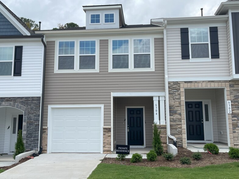 Building Photo - 6304 Lady Eliza Ln