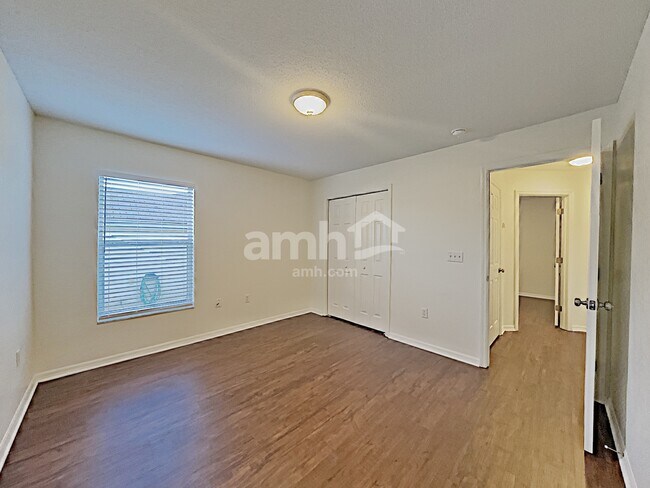 Building Photo - 3244 Sanoma Dr