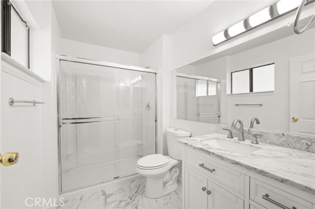 Building Photo - 17805 Walnut St