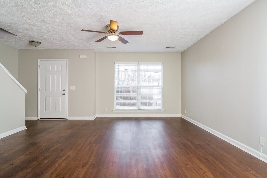 Building Photo - 3076 Ace Wintermeyer Dr