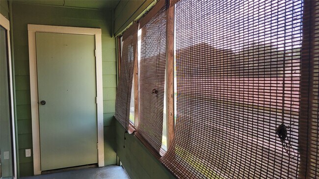 Building Photo - 14777 Wunderlich Dr