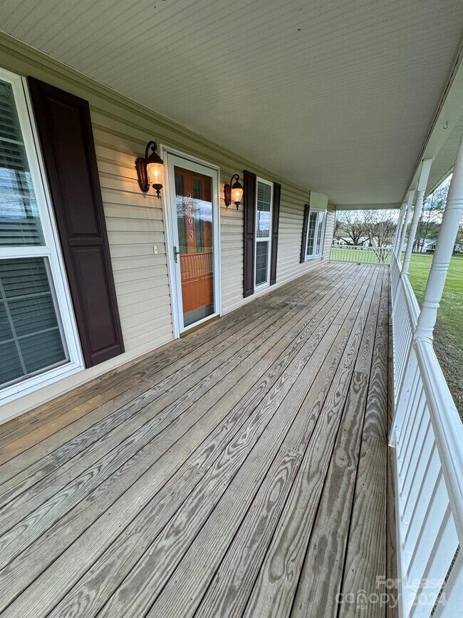 Building Photo - 2793 NC-268