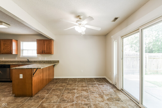 Building Photo - 4024 Village Trace Blvd