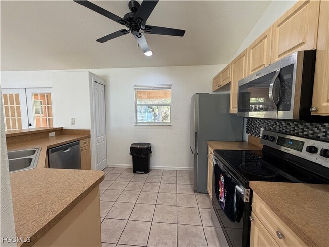 Building Photo - 5274 Abdella Ln