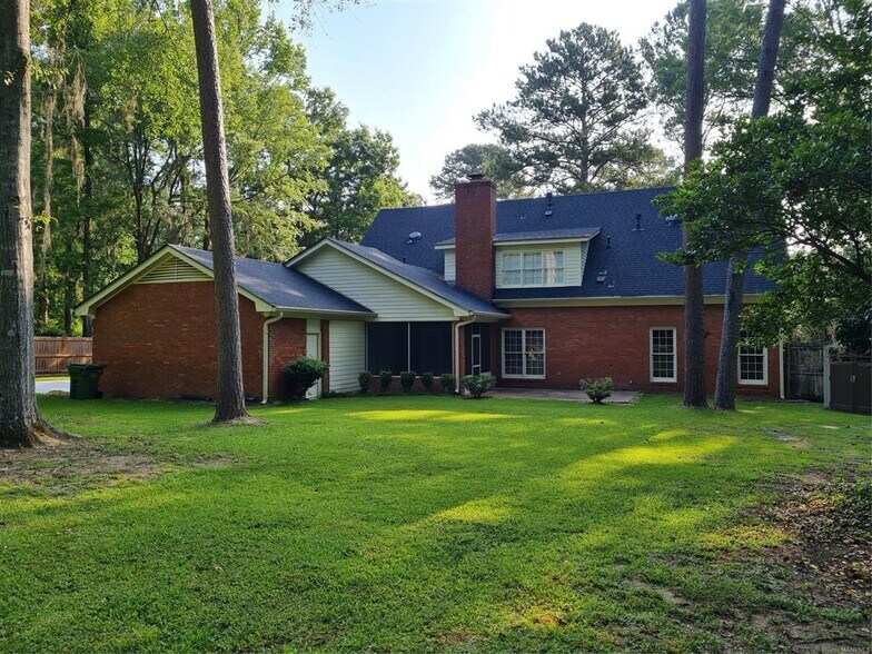 Building Photo - 6474 Halcyon Dr
