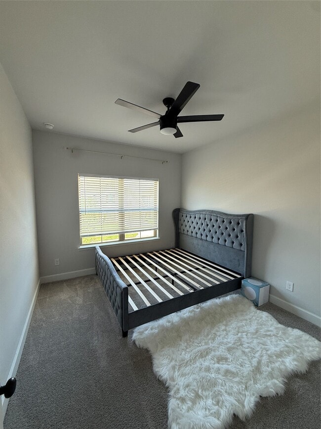 Building Photo - 563 Santa Rosa Hls Dr