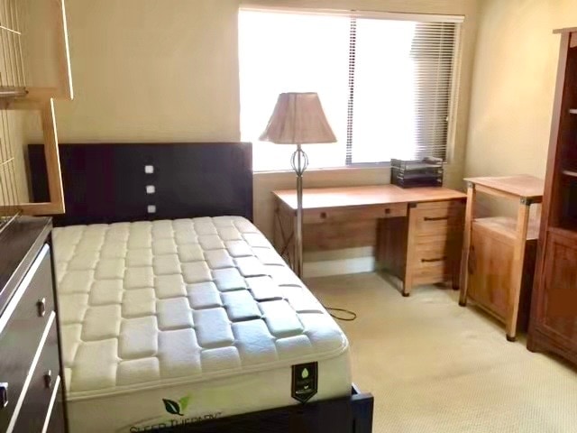 Building Photo - 10982 Roebling Ave