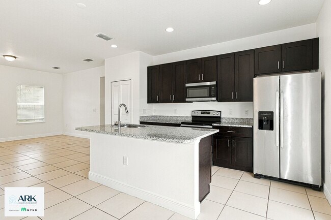 Building Photo - 16673 SW 21 Cir